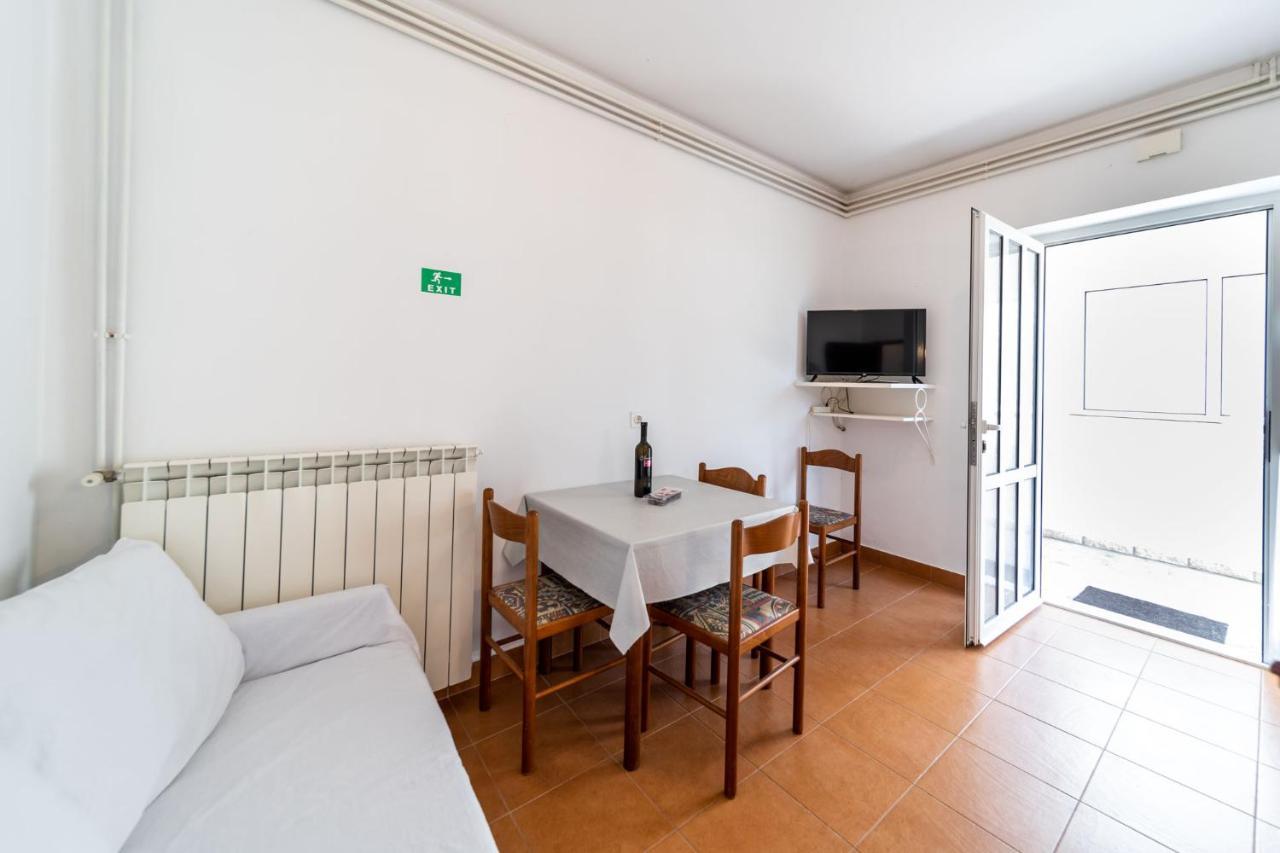 Apartmani Bozica Barbat na Rabu Екстер'єр фото