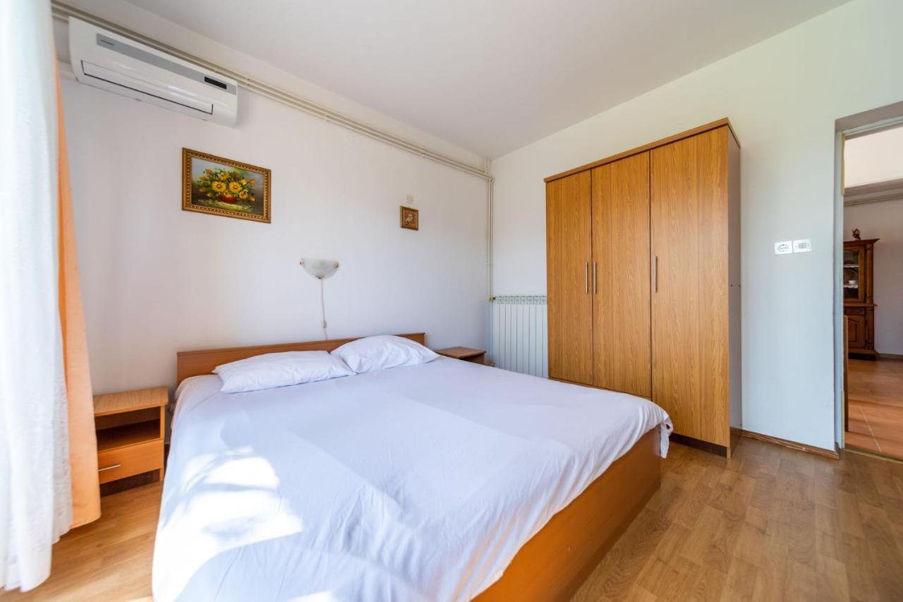 Apartmani Bozica Barbat na Rabu Екстер'єр фото